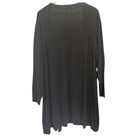 Blue Sky plus-size black knit long cardigan with patch pockets. Size 1X - Picture 2 of 10